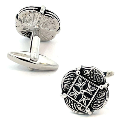 Melmoth Cufflinks: Gothic style